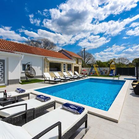 Villa Mare - With Heated Pool Zadar Buitenkant foto